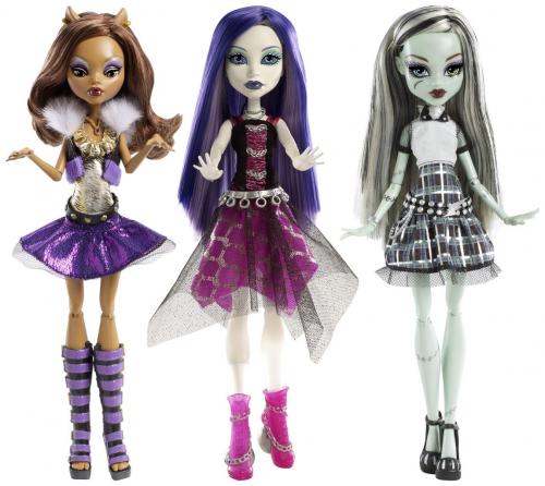 Víte, v čem se liší panenky Barbie a panenky Monster High?